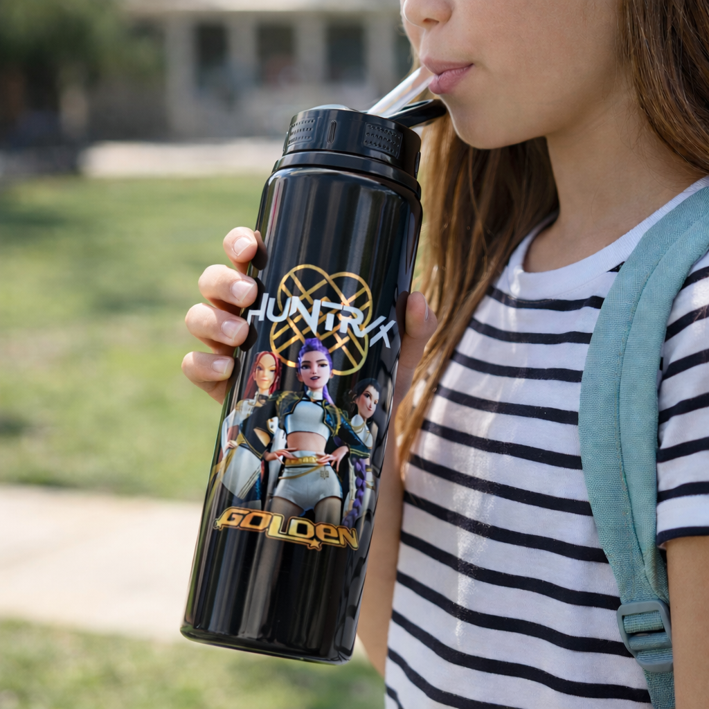 KPop Demon Hunters - Flip-top drinkfles (650 ml). Goudkleurig